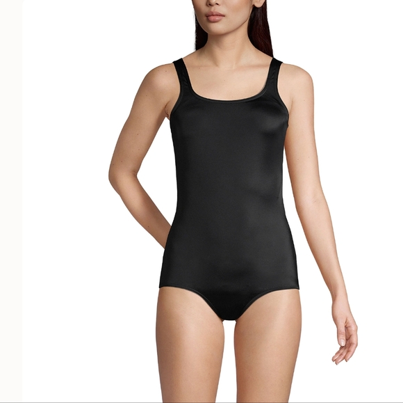 Lands’ End Black Chlorine Resistant Tugless Sporty One Piece Swimsuit Size 8 DDD - Picture 1 of 10